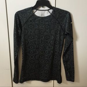 ⚜️ Nike Pro long sleeve base layer shirt